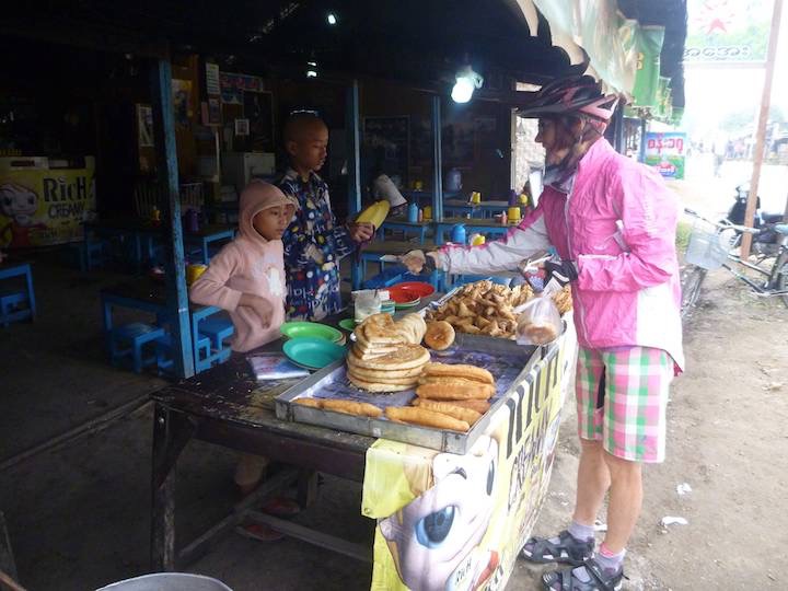 Leaving Nyuangshwe Annette stops to buy from a bakery.